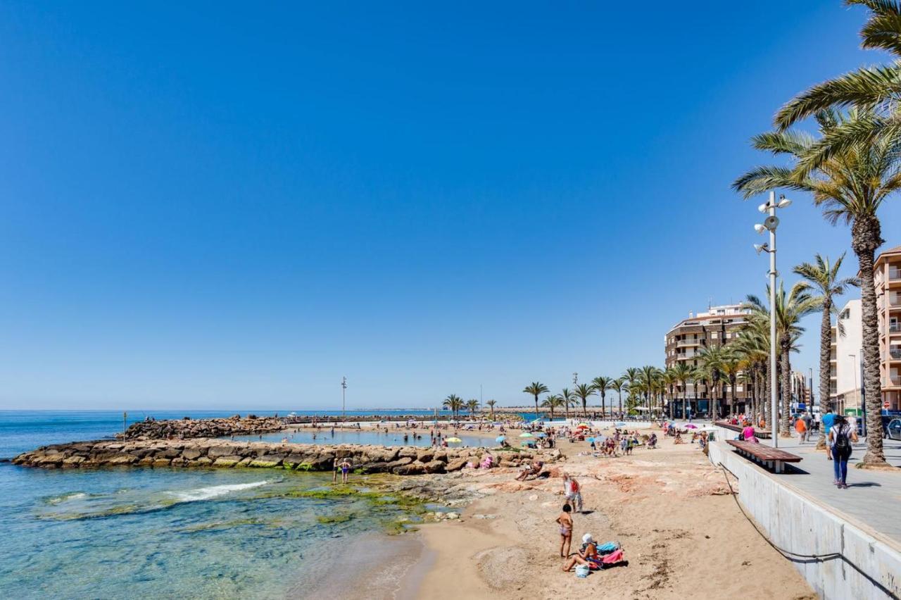 Сomfortable Apartament Caballero De Rodas Torrevieja Exterior photo